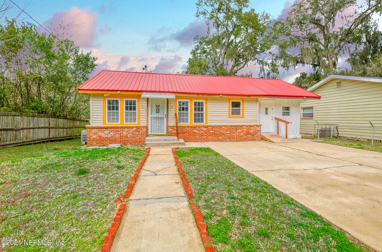 2237 4TH Ave - Photo 1