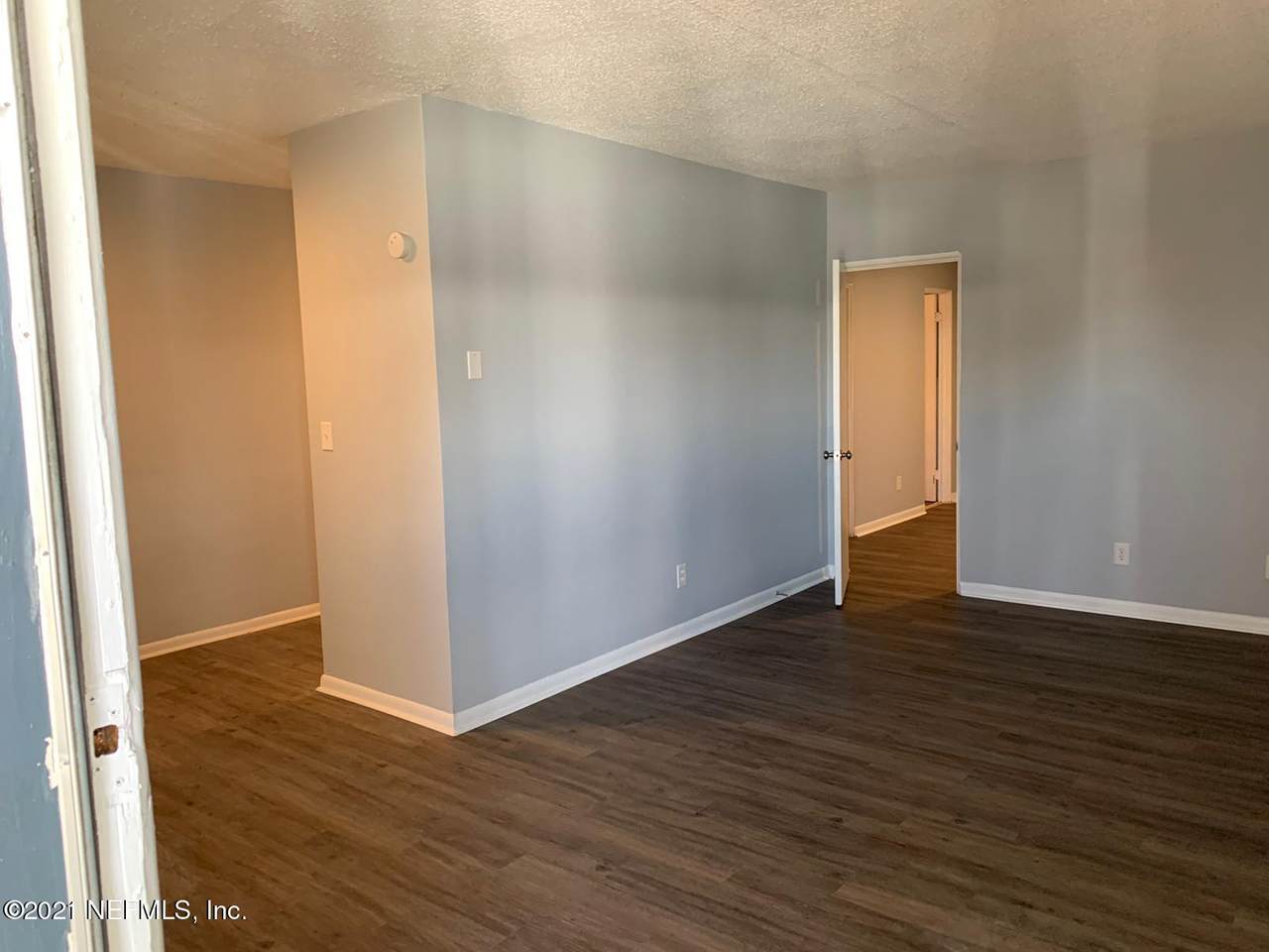 1110 Caliente Dr - Photo 1