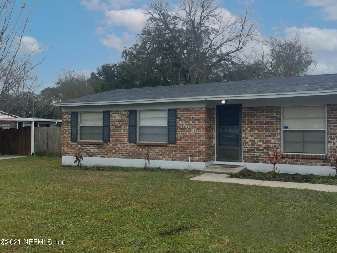 8536 Frost St - Photo 1