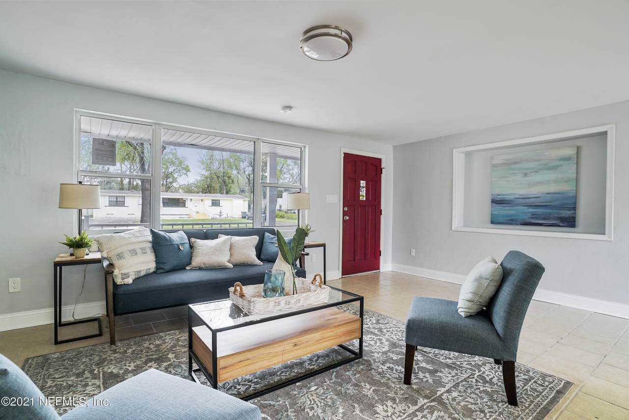 4175 Spring Glen Rd - Photo 1