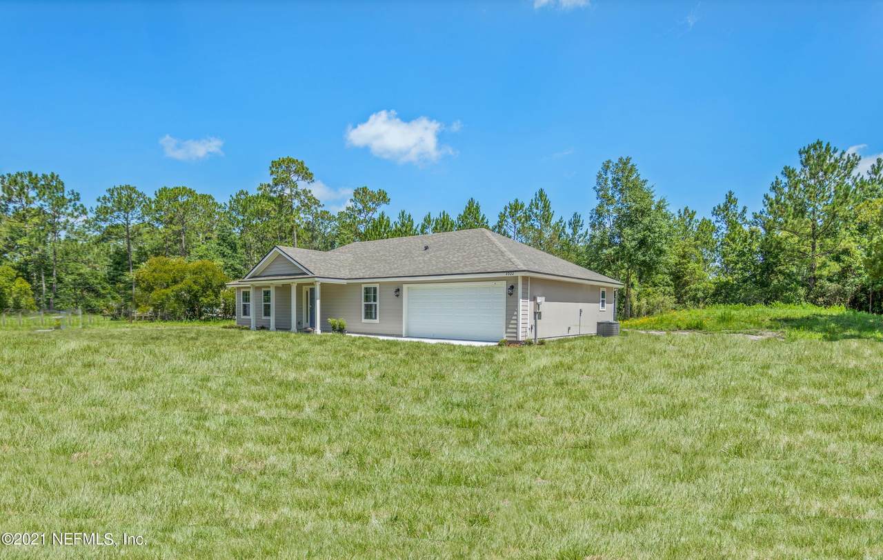 4876 Mayflower St - Photo 1