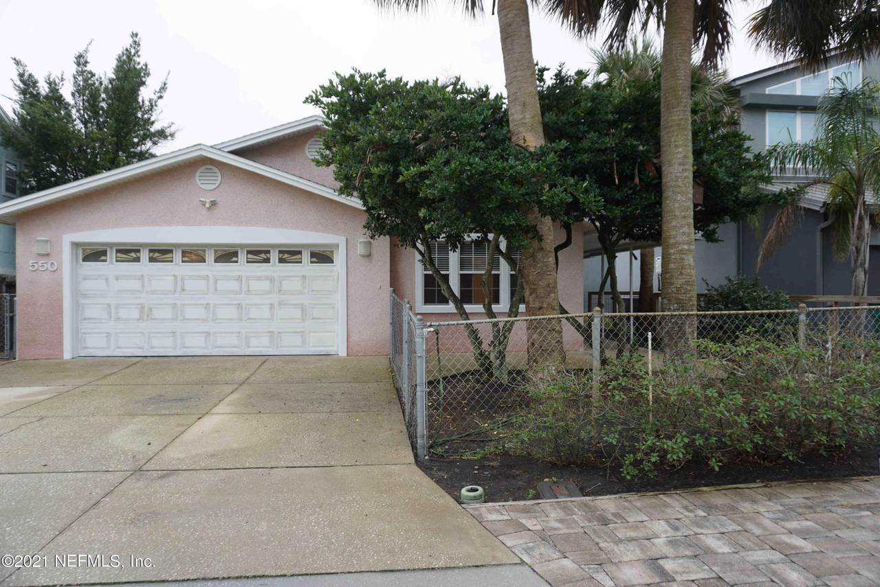 550 9TH Ave - Photo 1
