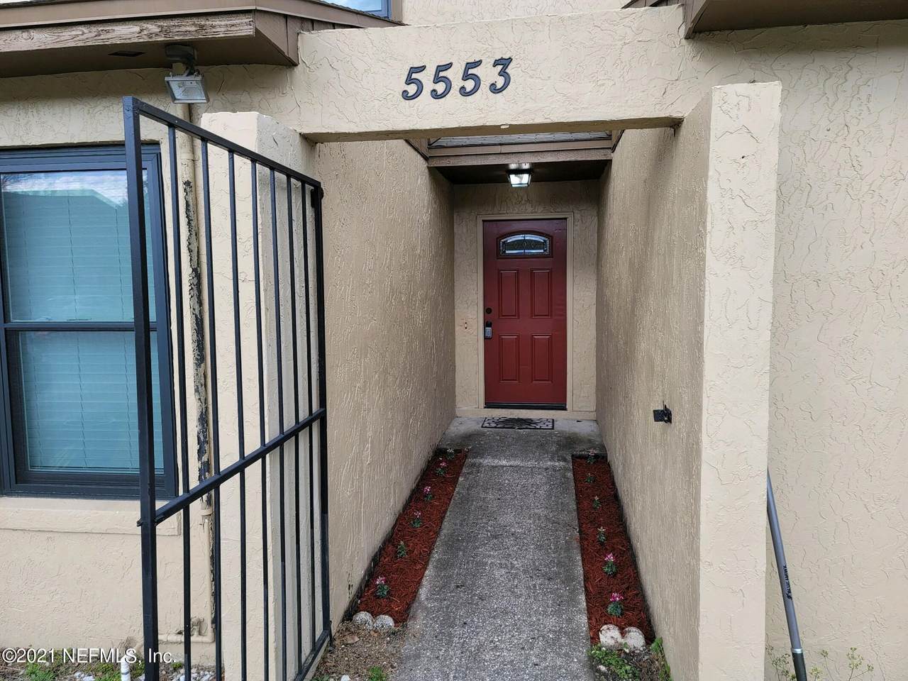 5553 Greatpine Ln - Photo 1