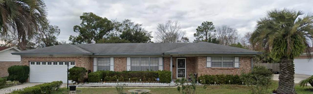 635 Bowie Blvd - Photo 1