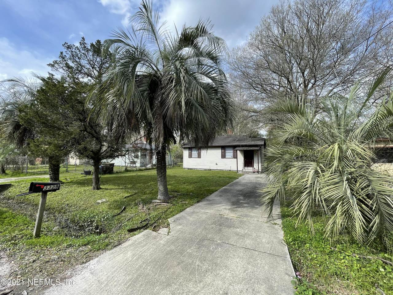 3329 Columbus Ave - Photo 1