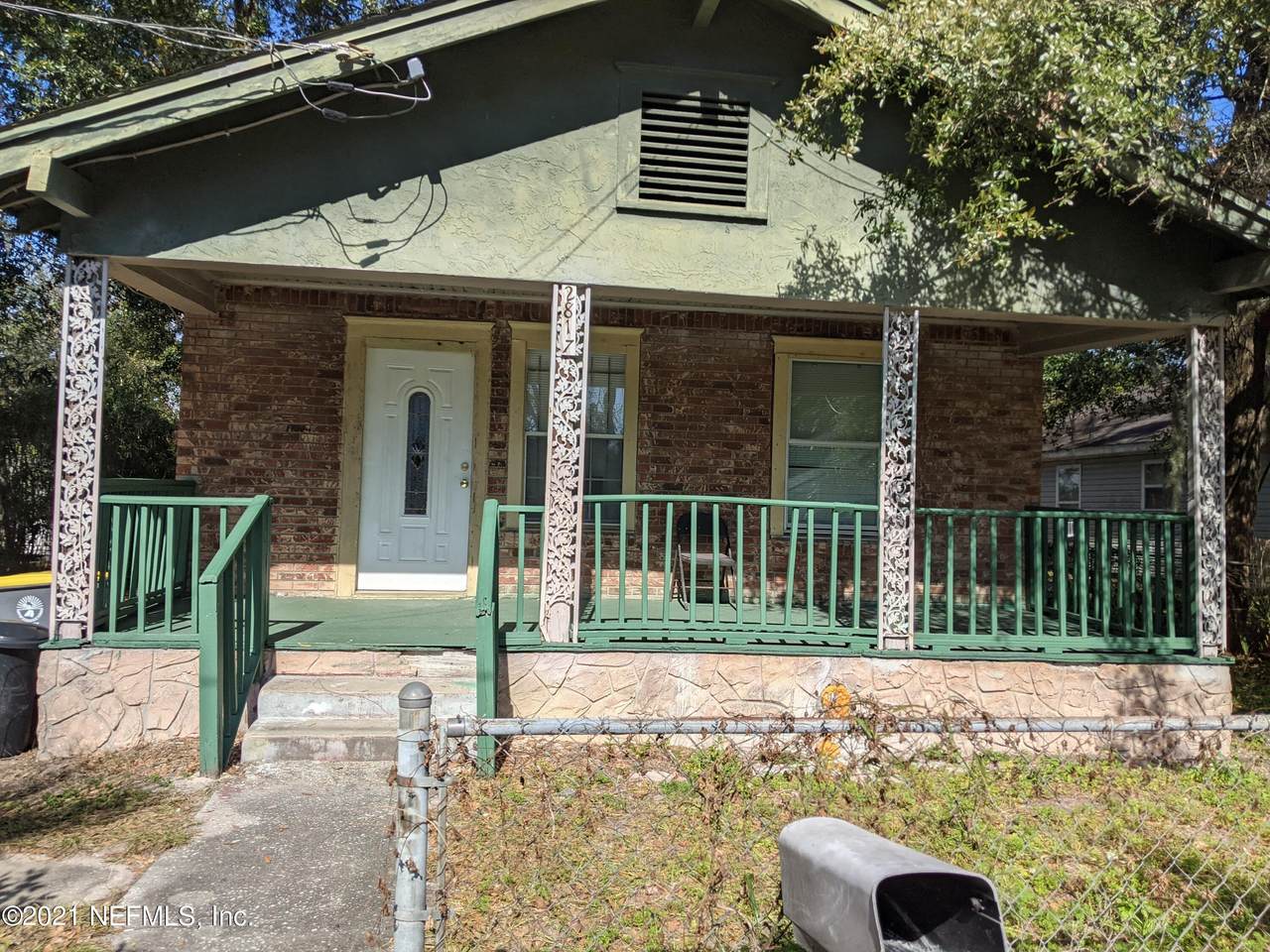 2817 Sunnyside St - Photo 1