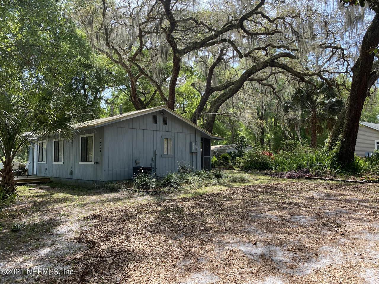 122 Sunny Ln - Photo 1