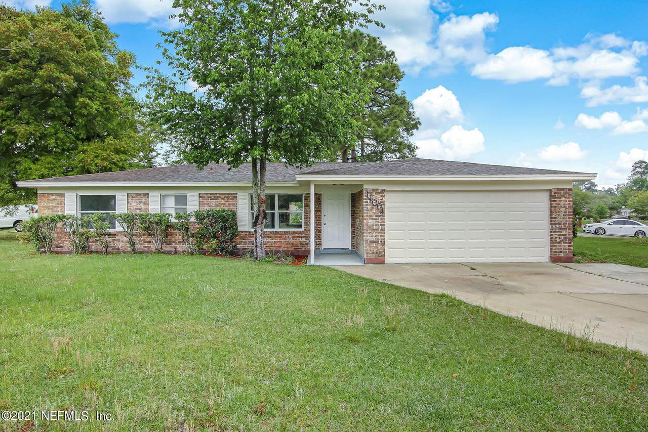 11004 Key Coral Dr - Photo 1