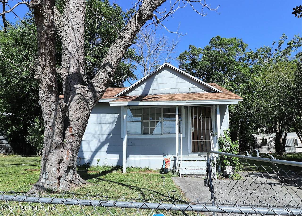 1113 Melson Ave - Photo 1