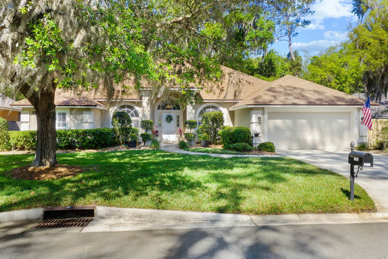 1888 Sentry Oak Ct - Photo 1