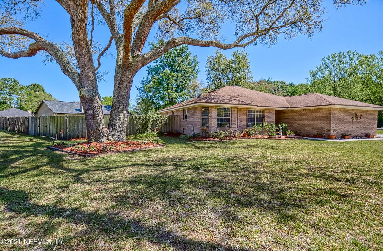 12589 Moose Rd - Photo 1