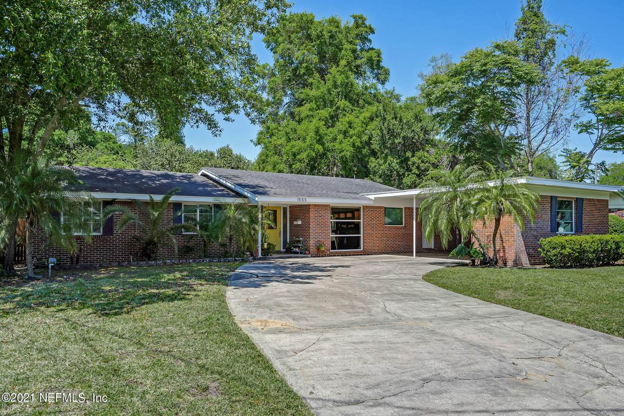 1555 Shirl Ln - Photo 1