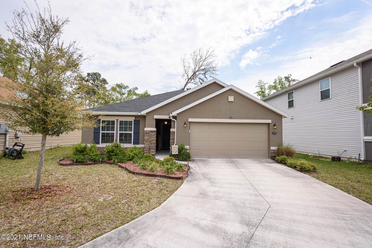 12779 John Crest Ct - Photo 1