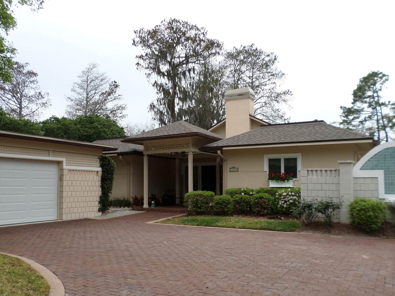 10104 Courtyards Pl - Photo 1