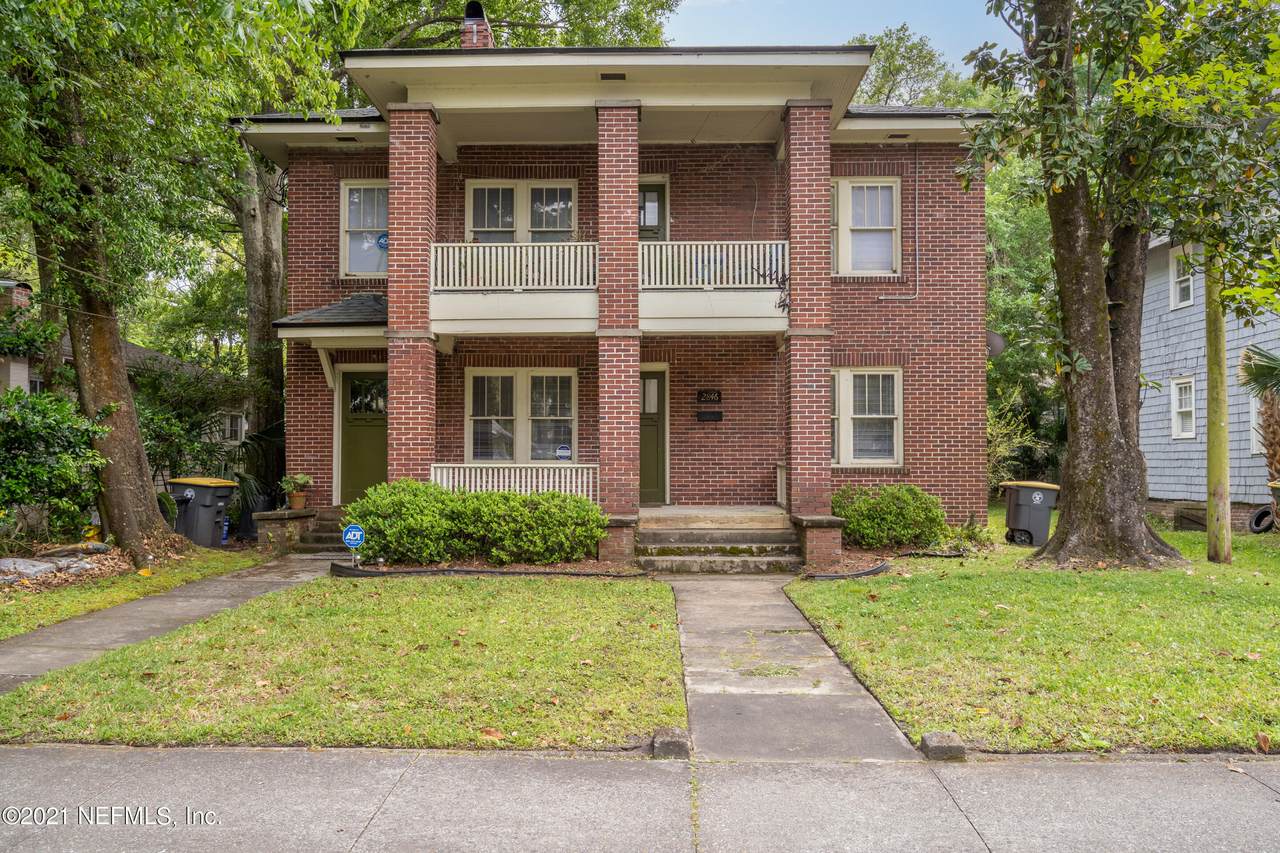 2844 College St - Photo 1