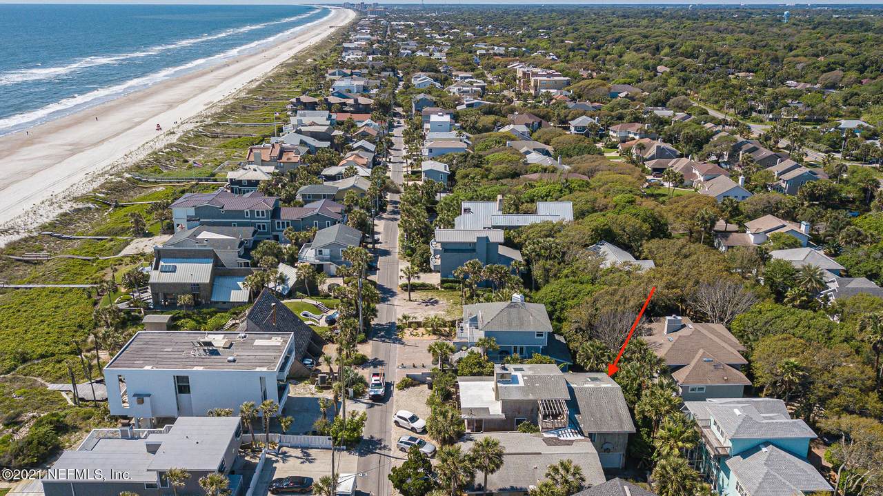 1950 Beach Ave - Photo 1