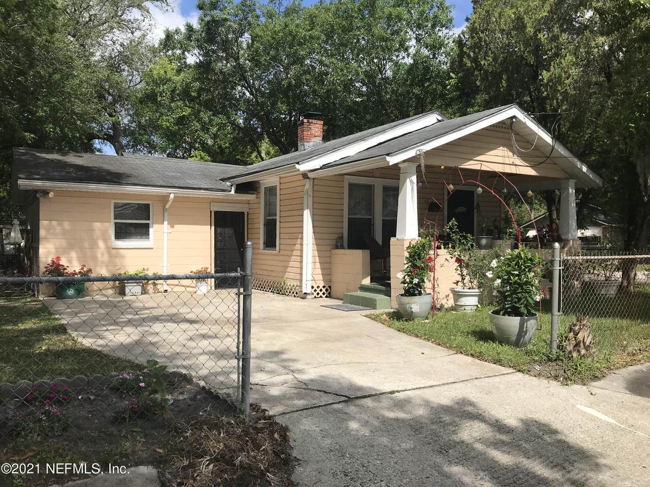 4224 Myrtle Ave - Photo 1
