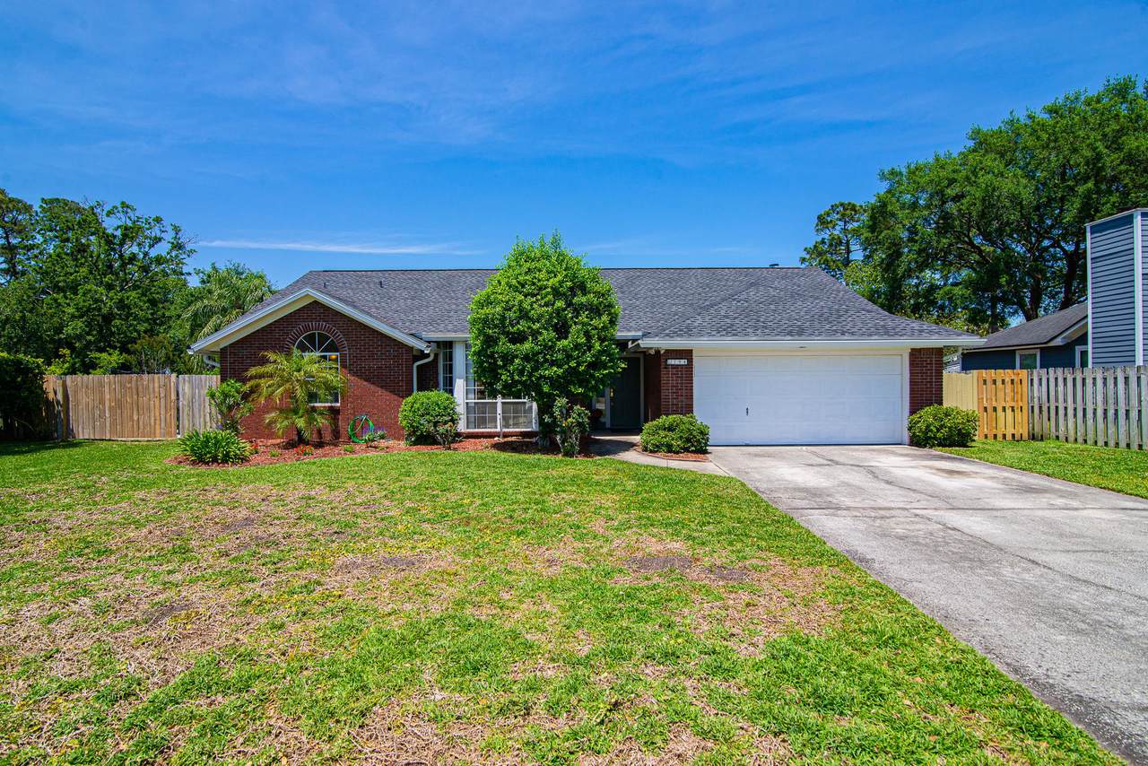 2794 Chesterbrook Ct - Photo 1