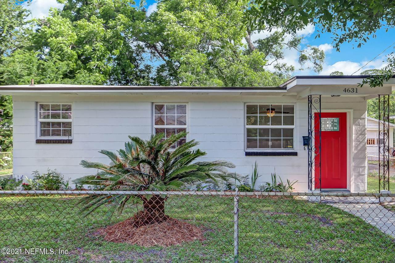 4631 Hercules Ave - Photo 1