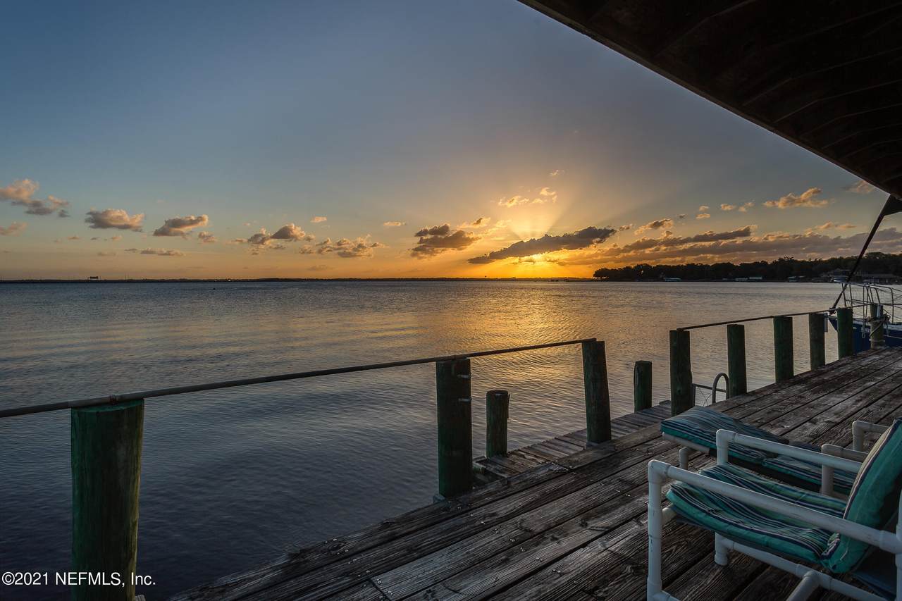 2703 Cove View Dr - Photo 1
