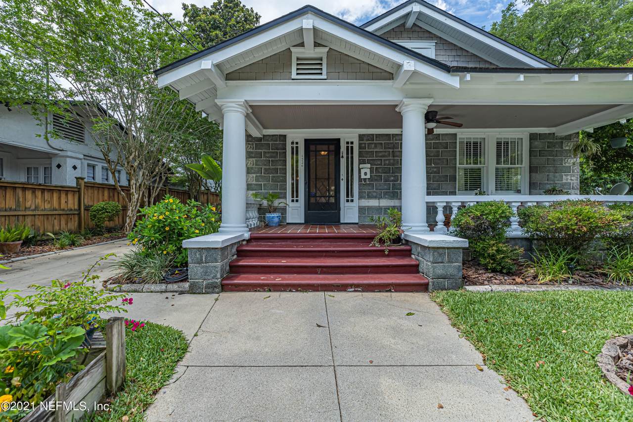 1326 Belvedere Ave - Photo 1