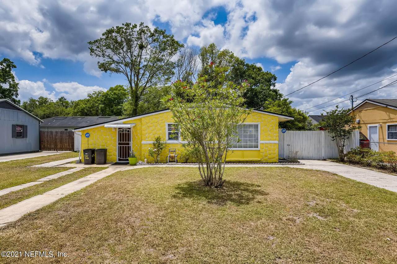 5426 Green Forest Dr - Photo 1