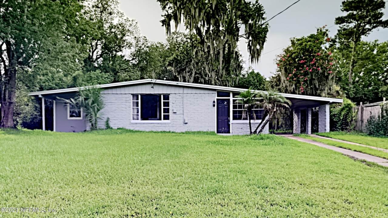 6743 Cherbourg Ave - Photo 1