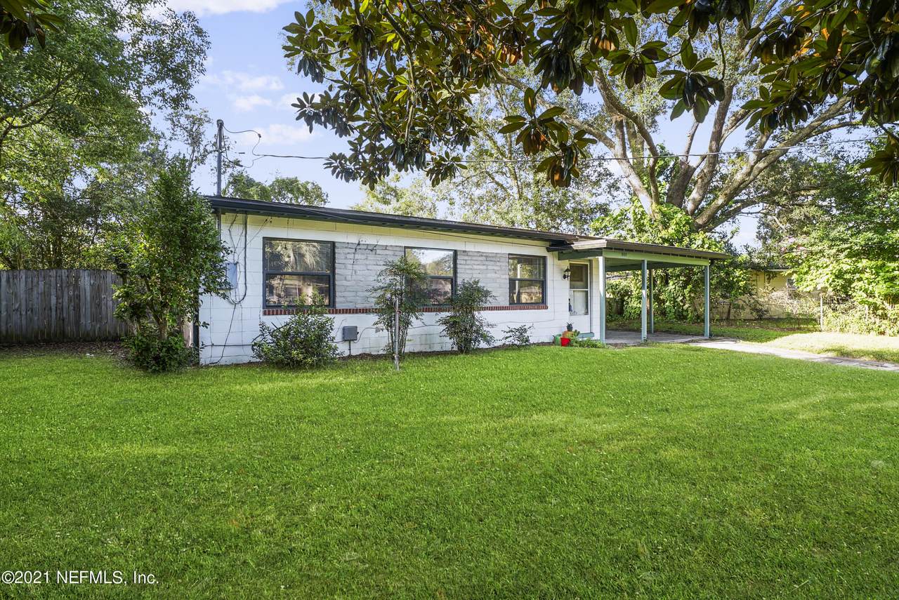 5111 Corsair Ave - Photo 1