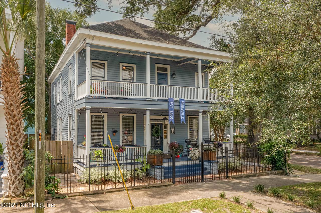 302 2ND St - Photo 1