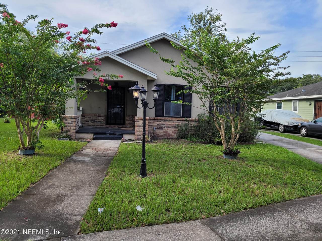 1149 32ND St - Photo 1