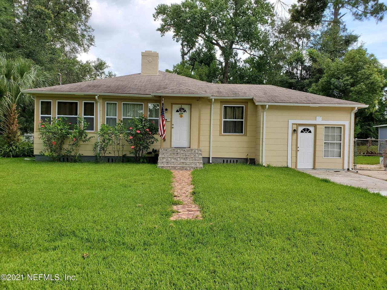 4847 Colonial Ave - Photo 1