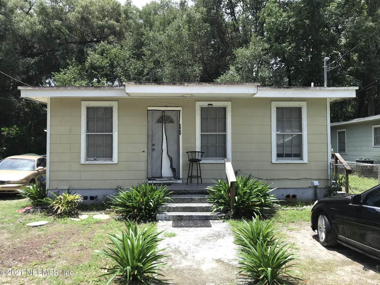 2909 Lane St - Photo 1