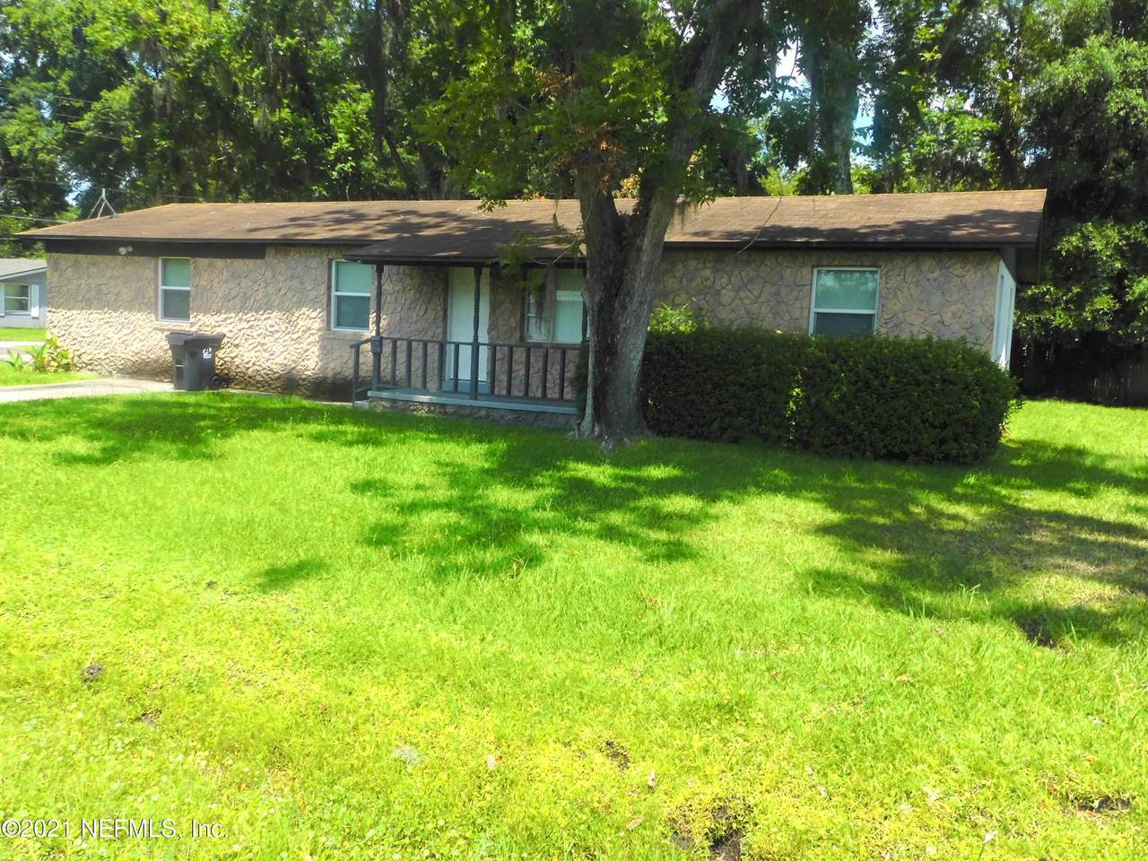 269 Center St - Photo 1