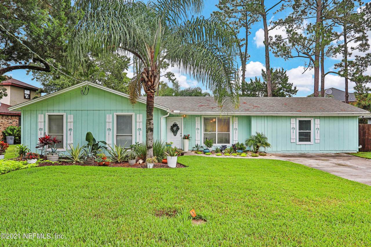 4267 Seabreeze Dr - Photo 1
