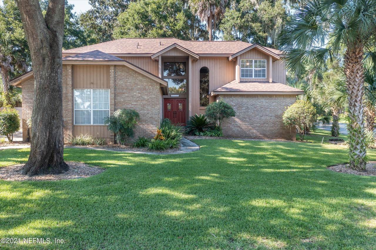 11137 Harbour North Ln - Photo 1