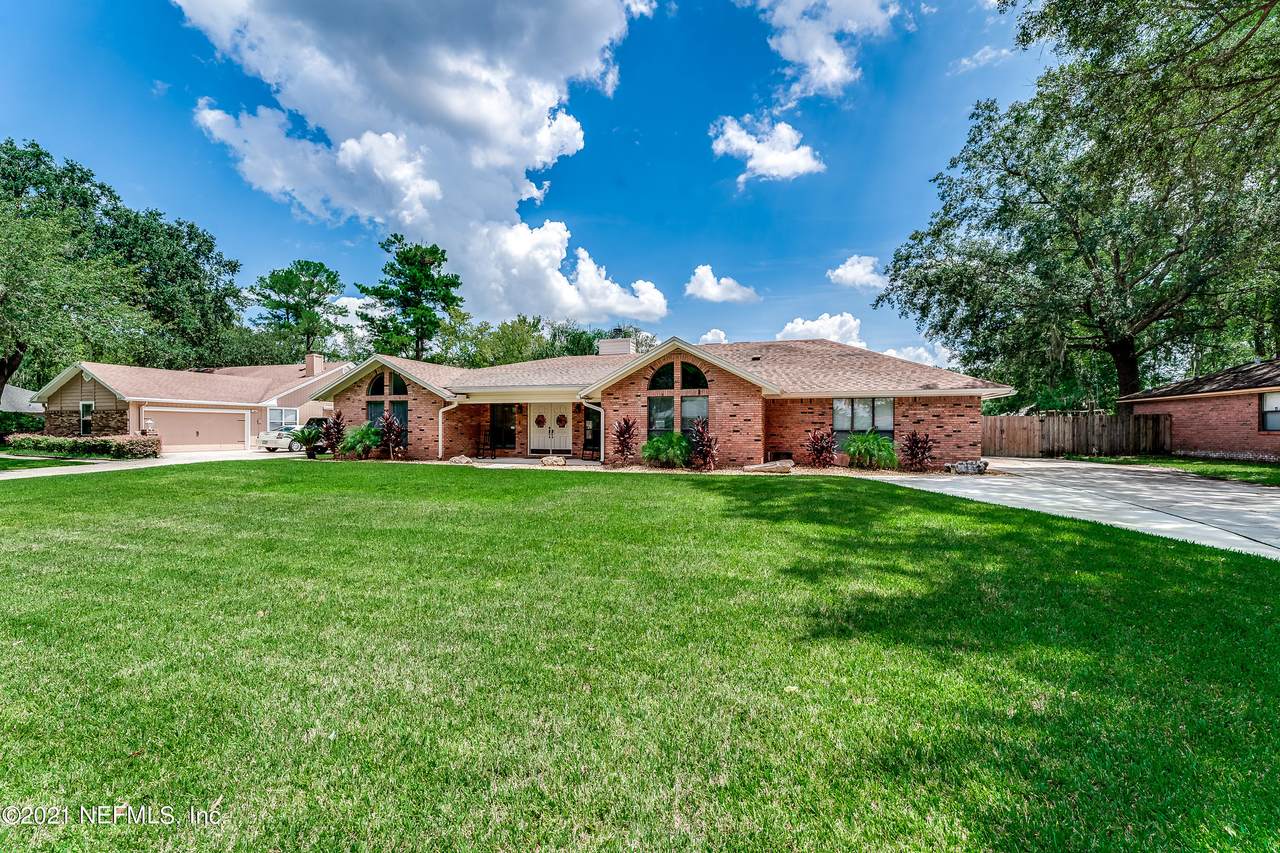 1837 Southlake Dr - Photo 1