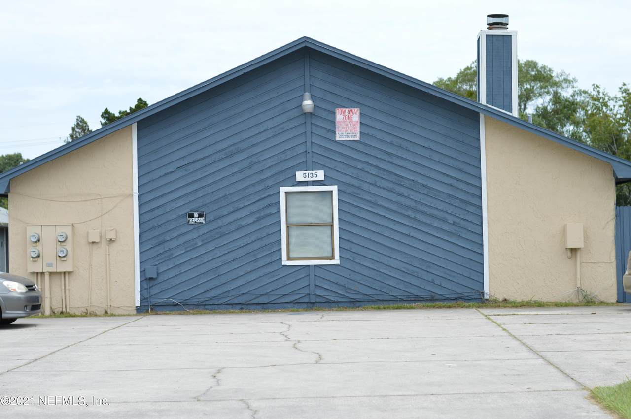 5135 Indian Lakes Ct - Photo 1