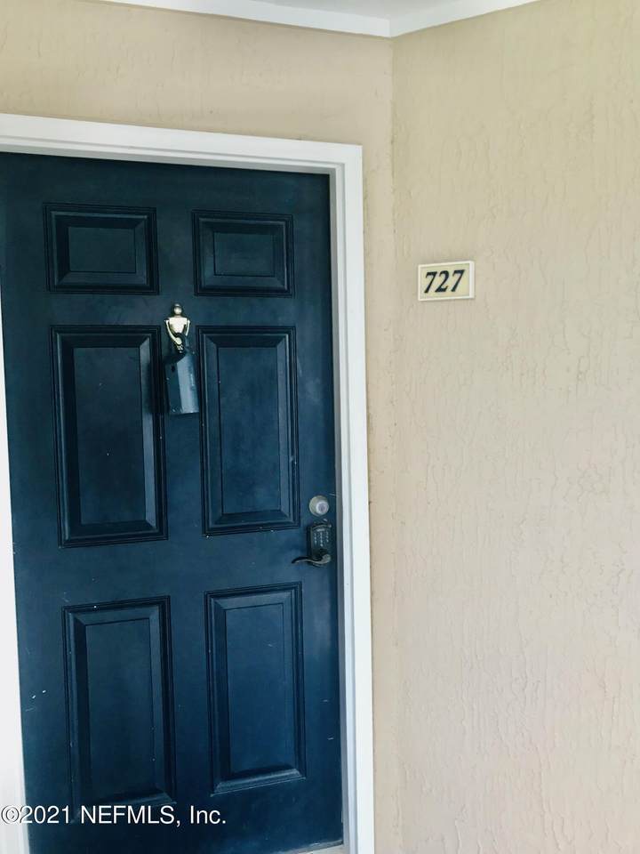 700 Boardwalk Dr - Photo 1