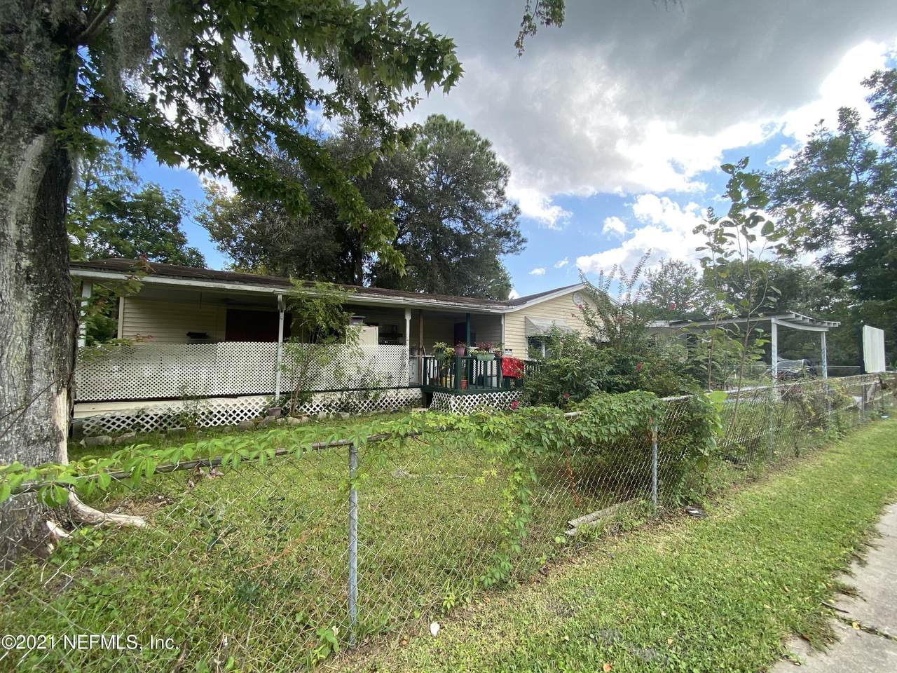 1500 Rowe Ave - Photo 1