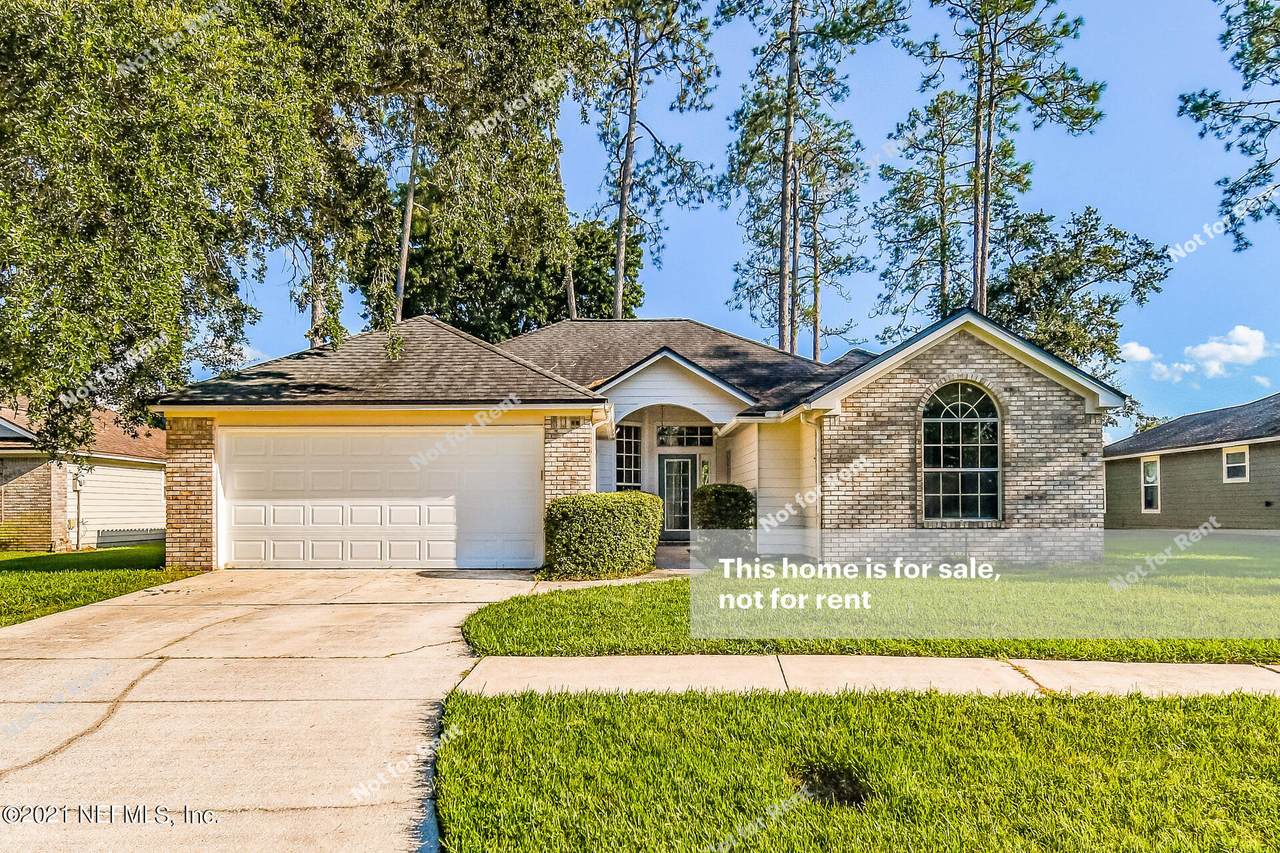 2033 Water Crest Dr - Photo 1