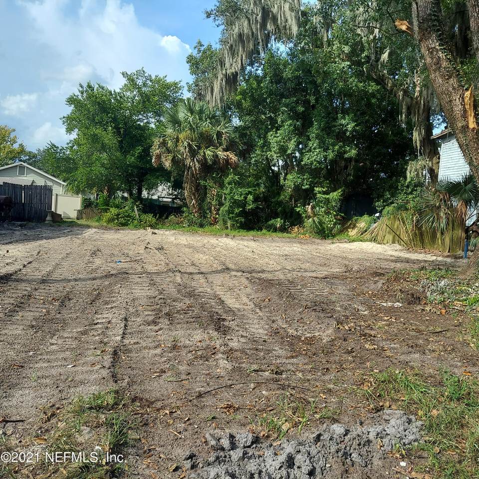 27 33RD St - Photo 1