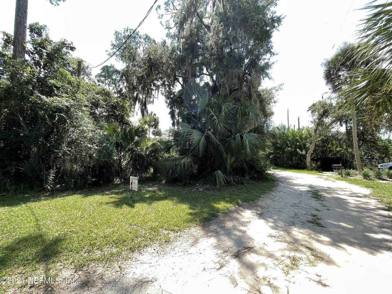 109 Oak St - Photo 1