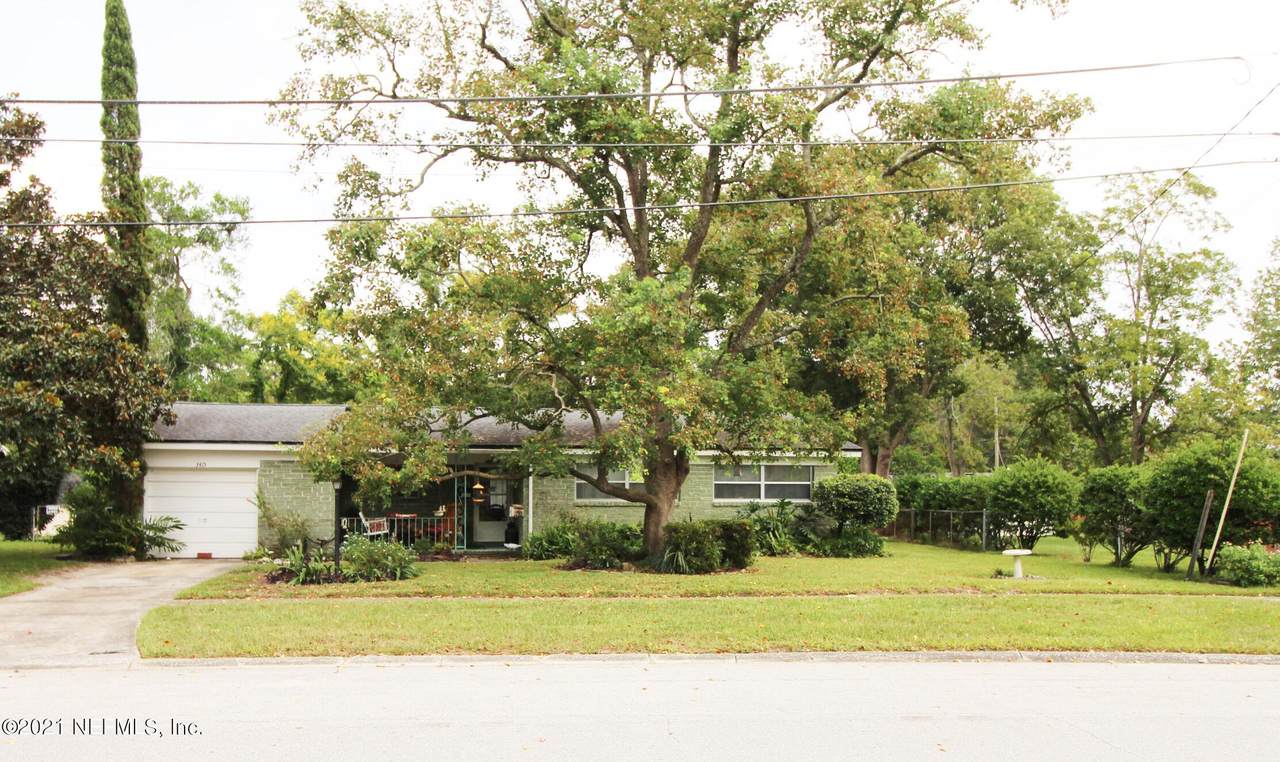 3415 Jacona Dr - Photo 1