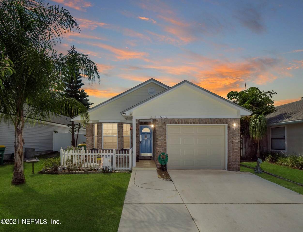 1588 Westwind Dr - Photo 1