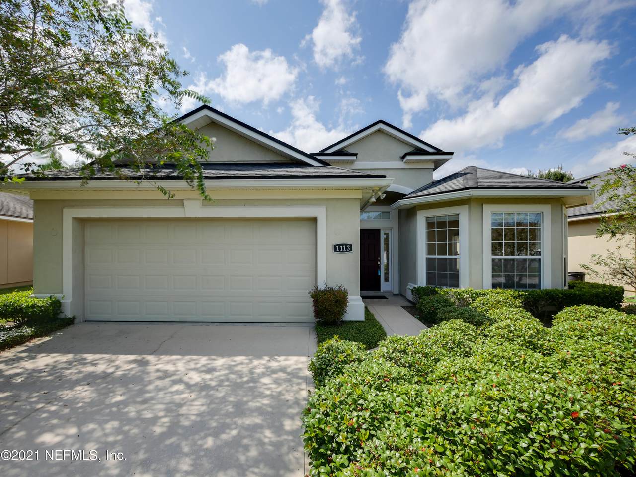 1113 Carmona Pl - Photo 1