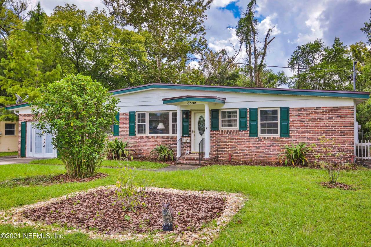 6532 Lenczyk Dr - Photo 1
