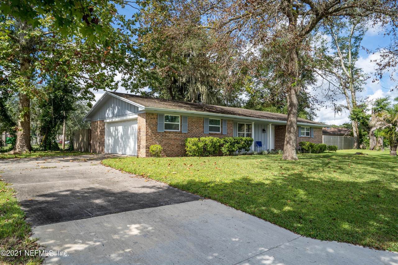 2352 Sandy Ct - Photo 1