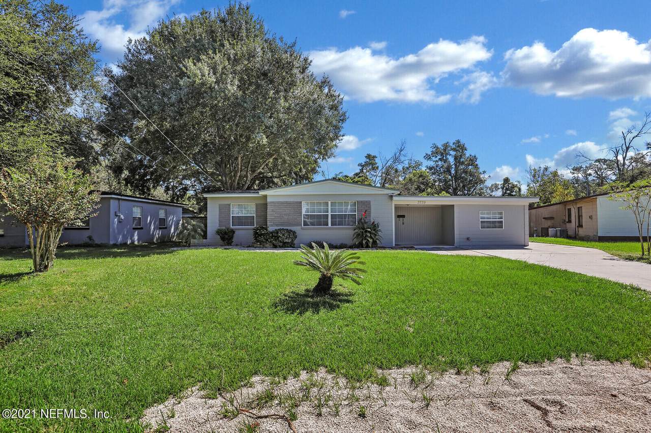 3739 Copper Cir - Photo 1