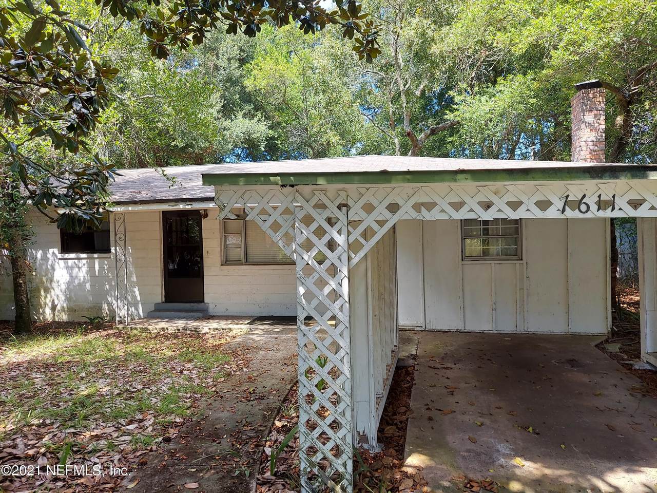 7611 Brockhurst Dr - Photo 1