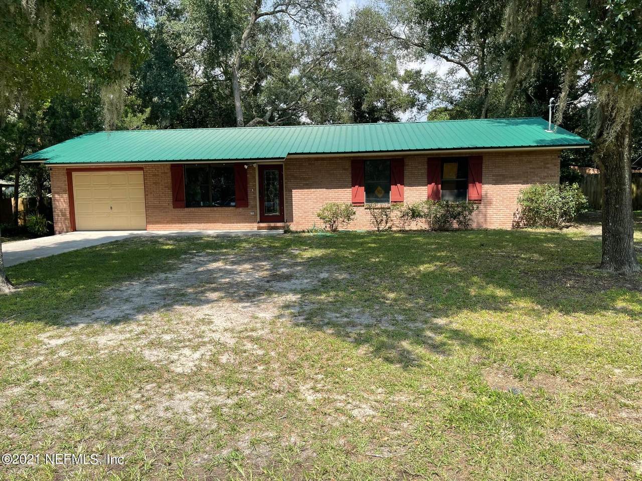 450 Jasmine Ave - Photo 1